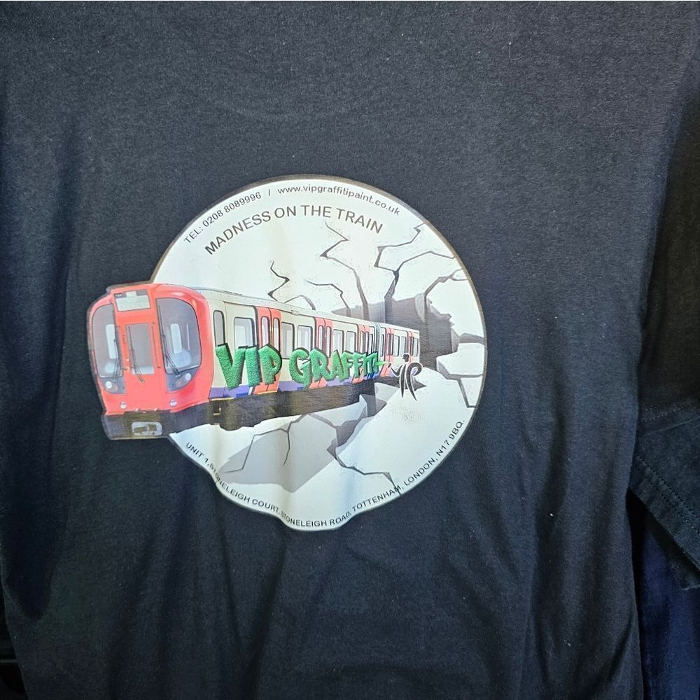 T-shirt men Gray size L VIP GRAFFITI.  106